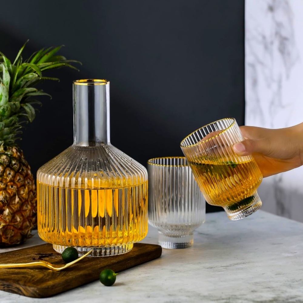 NWB Everest Global Tiara Optic Swirl carafe and 2 tumblers set